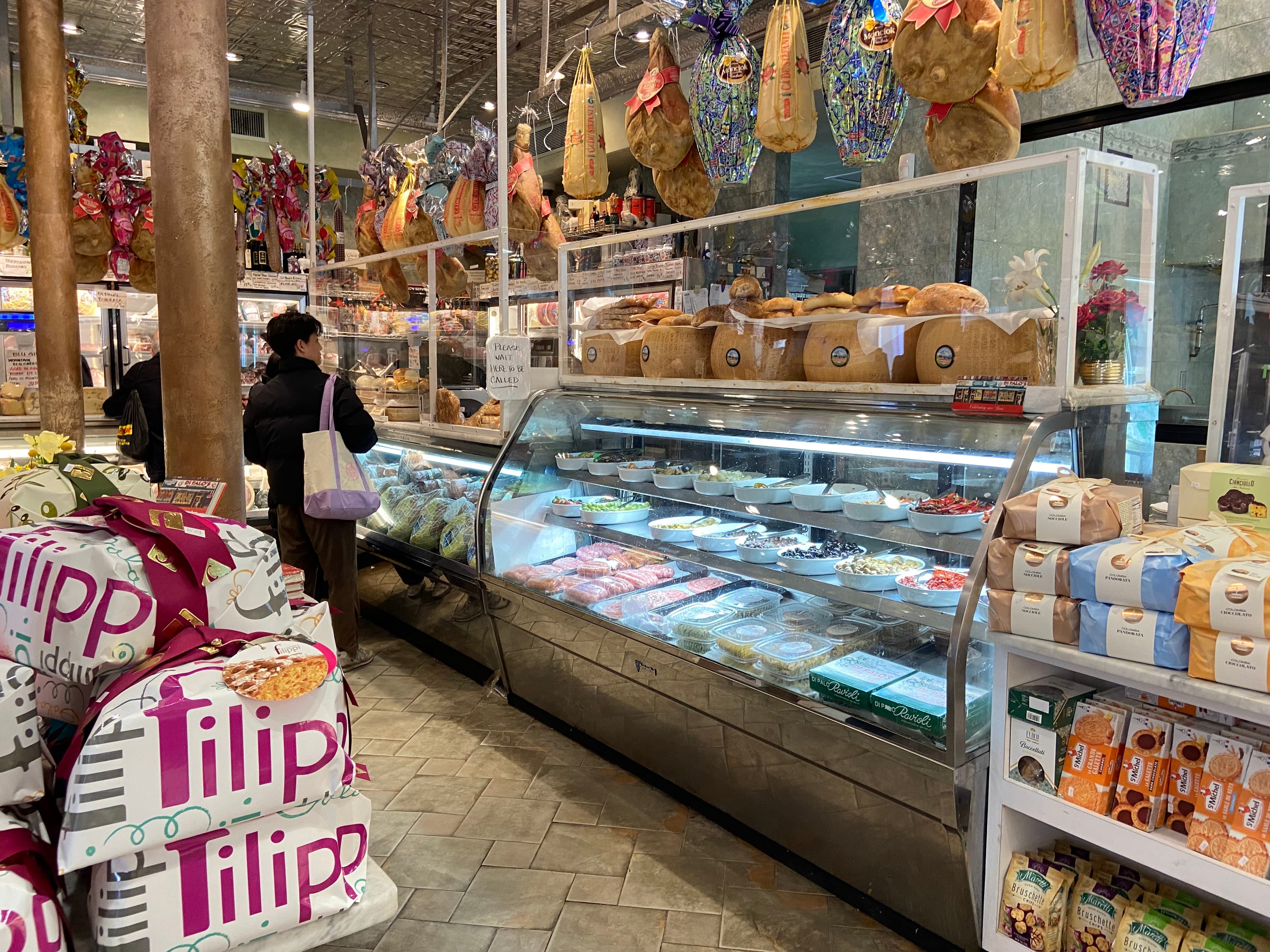 Di Palo's Fine Foods gallery 3