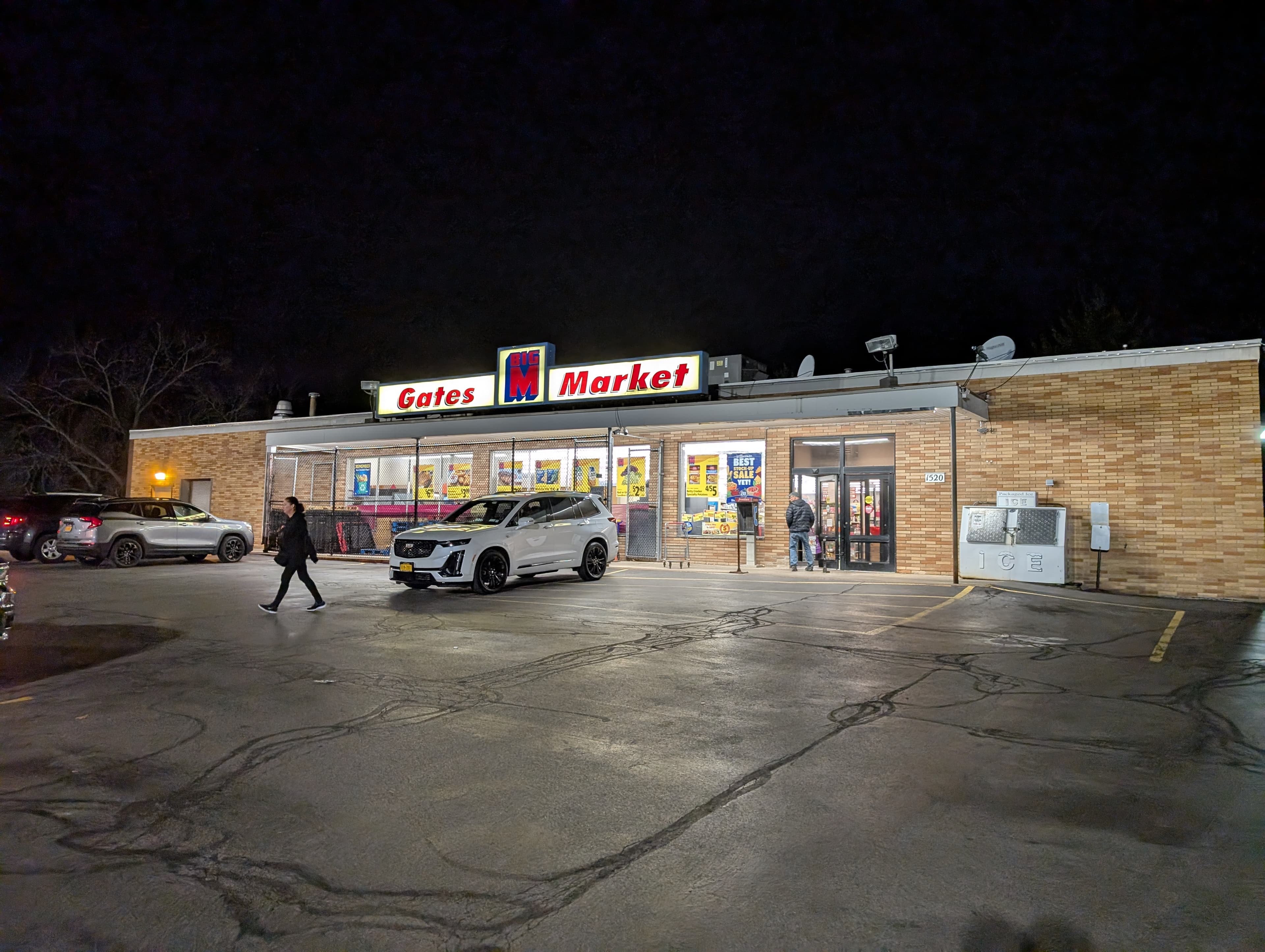 Gates Big M gallery 16