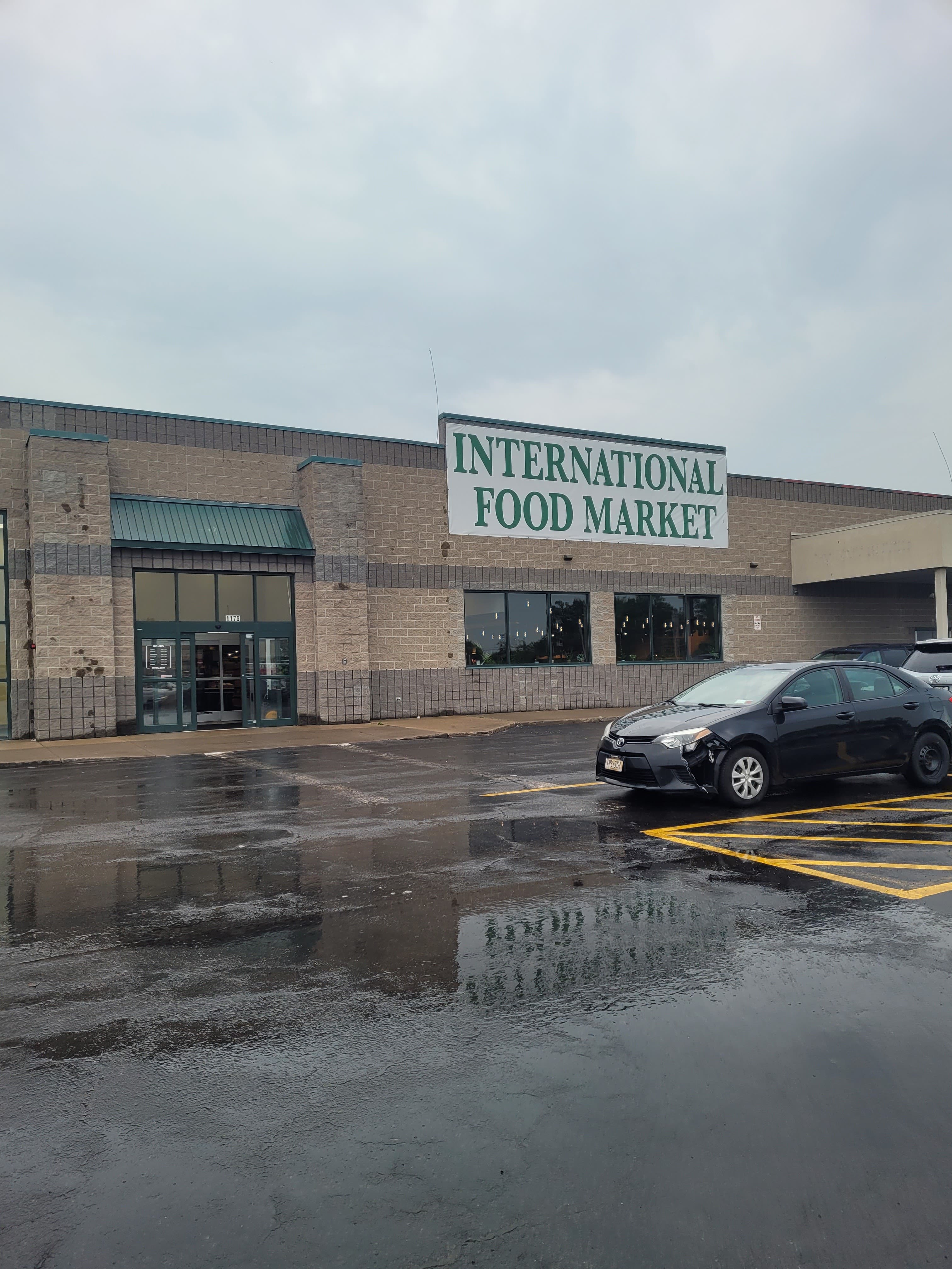 International Food Market & Cafe gallery 11