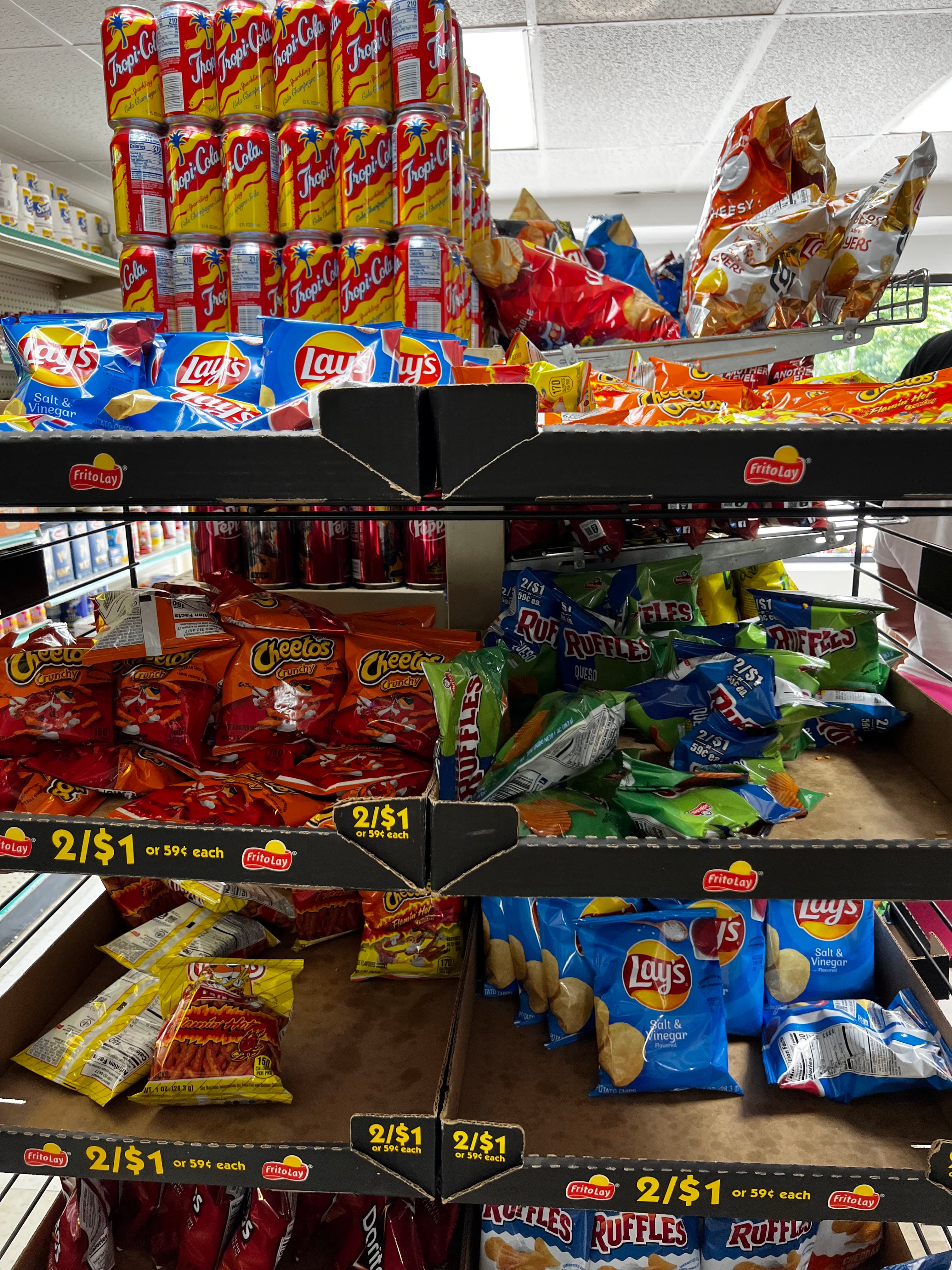 Montes Grocery Deli gallery 17